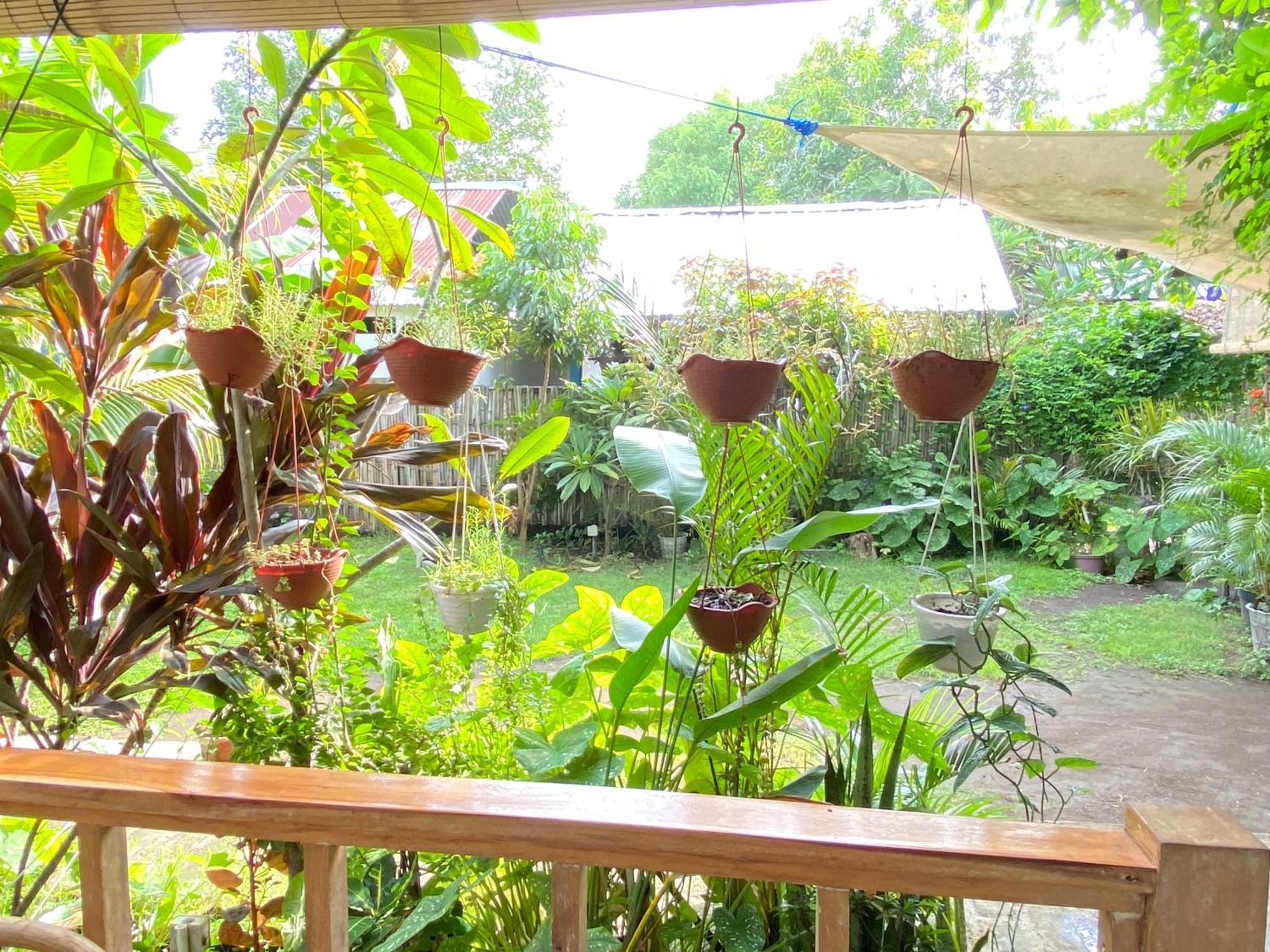Hotel Marta House Gili Air Extérieur photo